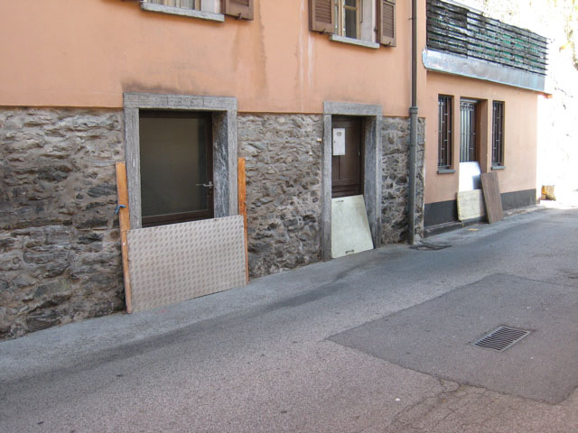 50_Haustuere-mitBlech